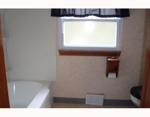 458 Miller Road West Mifflin, PA 15122 - Photo 16 of 17 Other. Bathroom