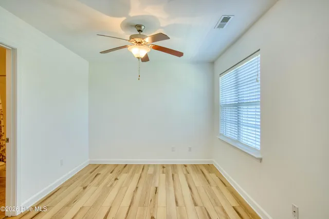 $1,250 | 205 Lanieve Court, Unit 3, Hubert, NC 28539