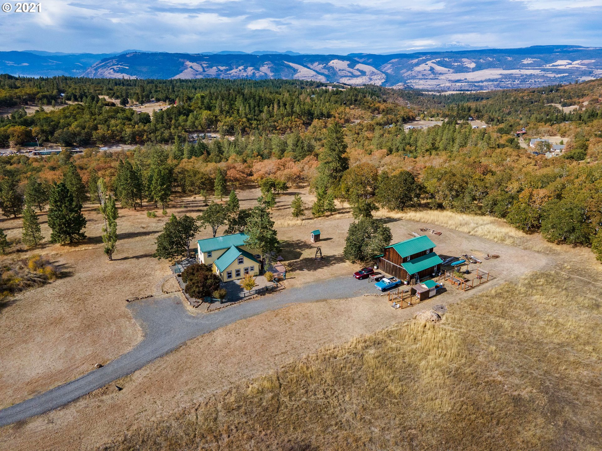 7447 7 Mile Hill Road Mosier, OR 97040 - Photo 15 of 32 Gallery Image 15