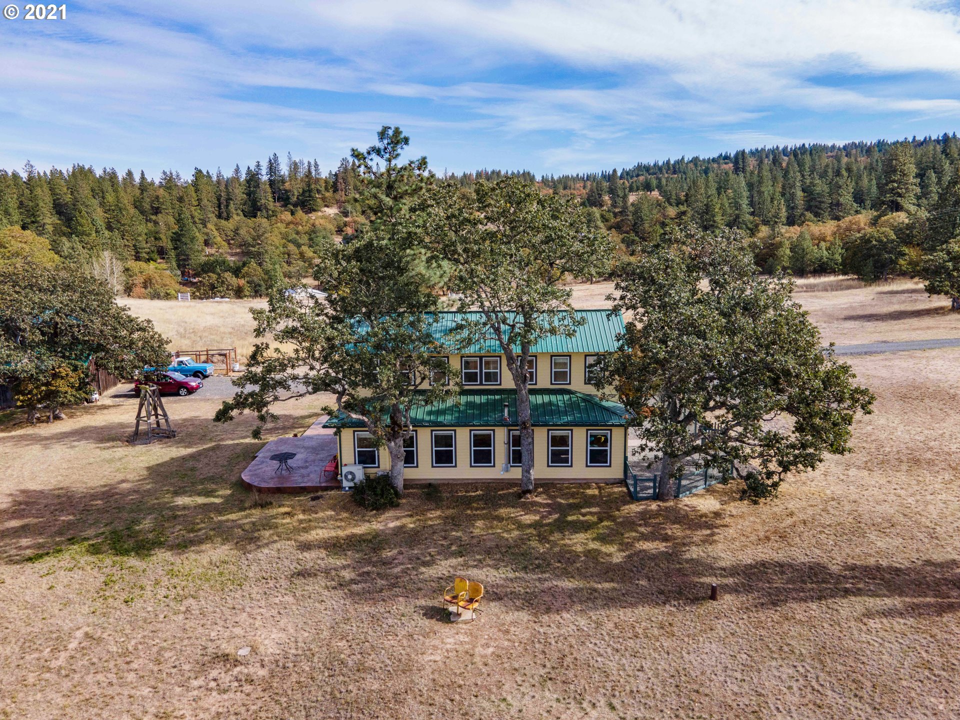 7447 7 Mile Hill Road Mosier, OR 97040 - Photo 10 of 32 Gallery Image 10