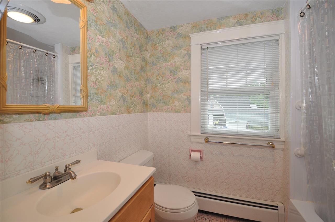 644 Mast Road Goffstown, NH 03102 - Photo 17 of 23 Gallery Image 17