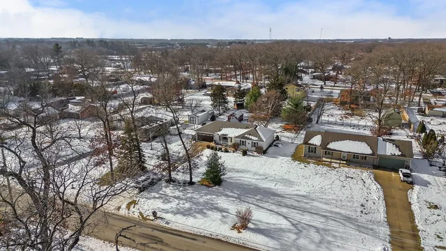 $259,000 | 12180 North 350 West, Wheatfield, IN 46392