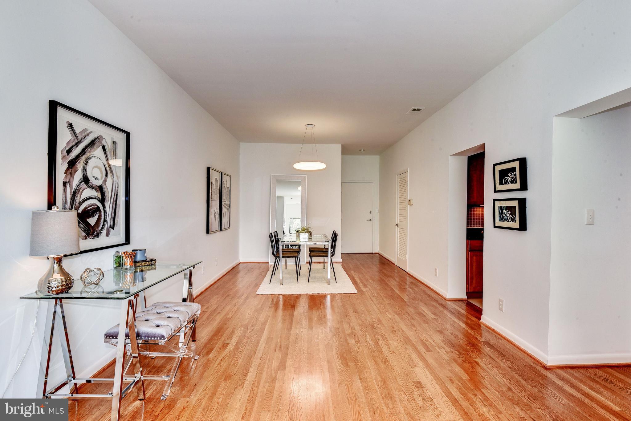 1812 Wyoming Avenue Northwest, Unit 302 Washington, DC 20009 - Photo 4 of 19