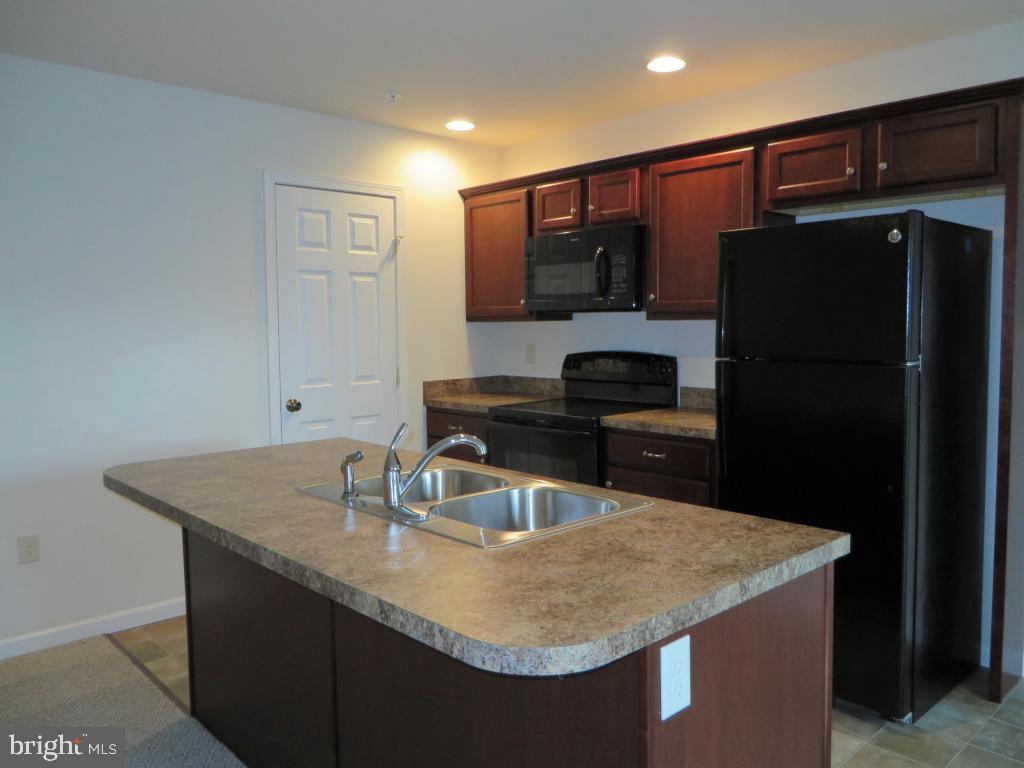 103 Clay School Road Ephrata, PA 17522 - Photo 4 of 10 Gallery Image 4