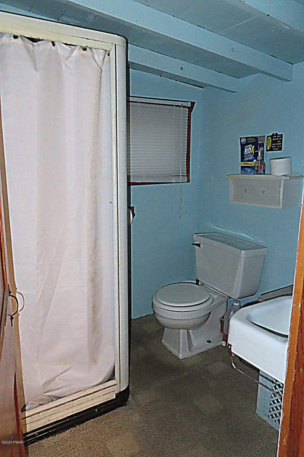 29 Maple Street Hawley, PA 18428 - Photo 15 of 26