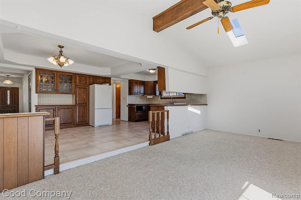 32848 Rugby Drive Warren, MI 48088 - Photo 11 of 42