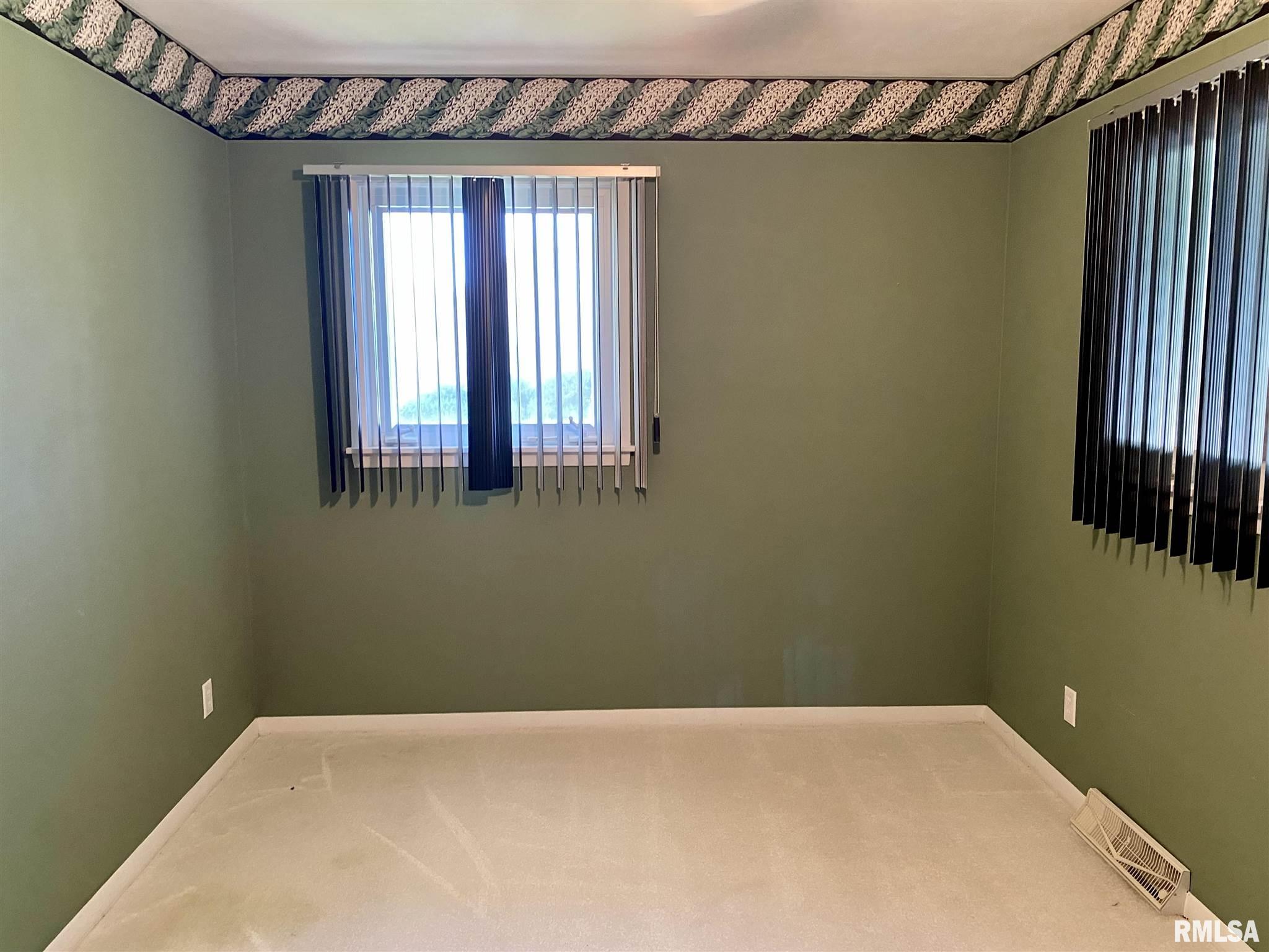 307 East B Street Alpha, IL 61413 - Photo 22 of 32 Gallery Image 22