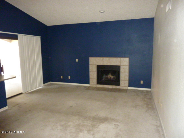 747 South Ext Road, Unit 206 Mesa, AZ 85210 - Photo 9 of 10 Family Room