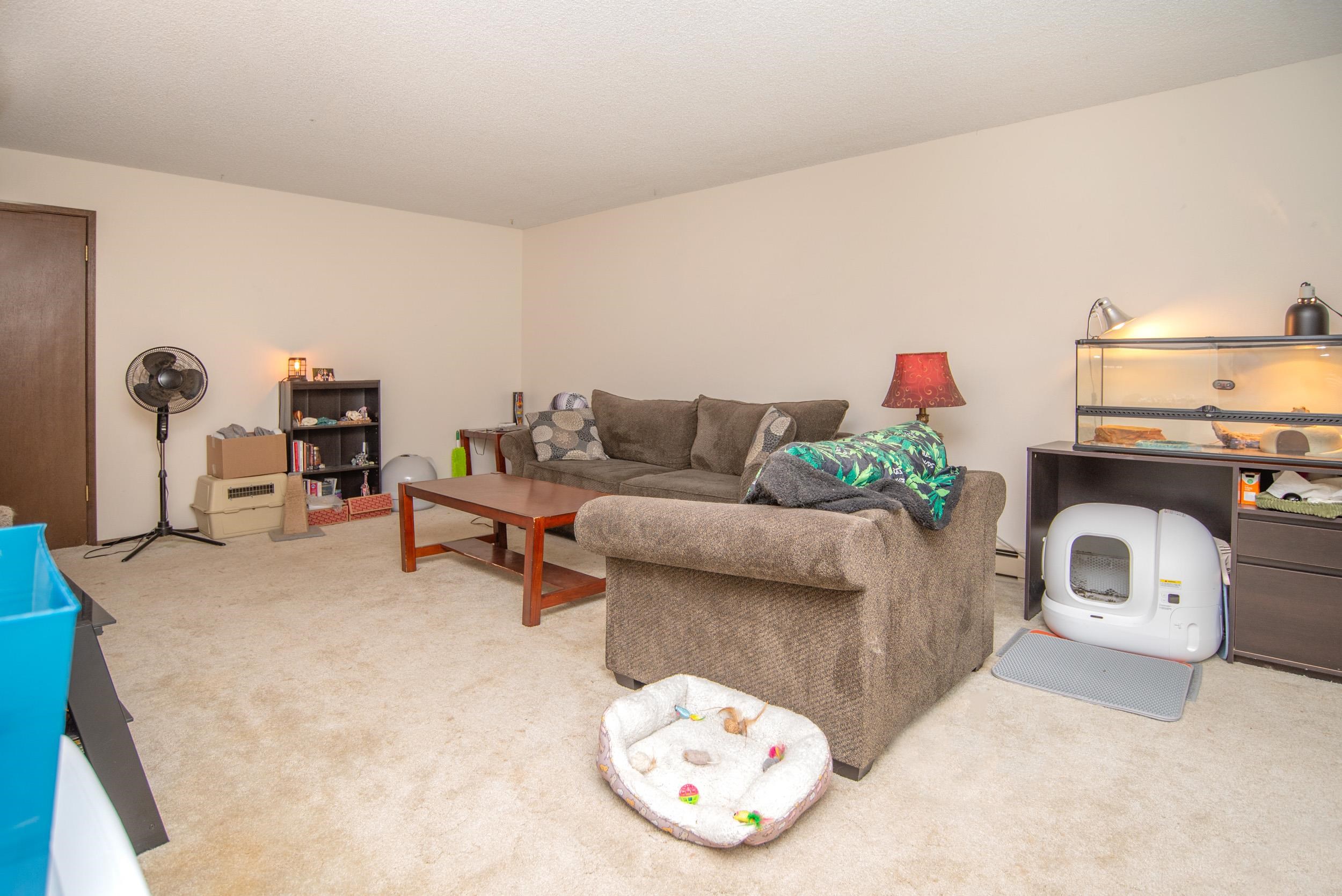 223 North Raymond Road, Unit 11 Spokane Valley, WA 99206 - Photo 4 of 16