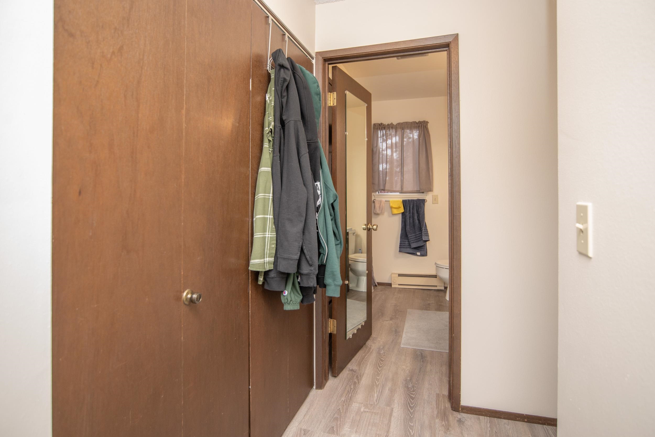 223 North Raymond Road, Unit 11 Spokane Valley, WA 99206 - Photo 5 of 16