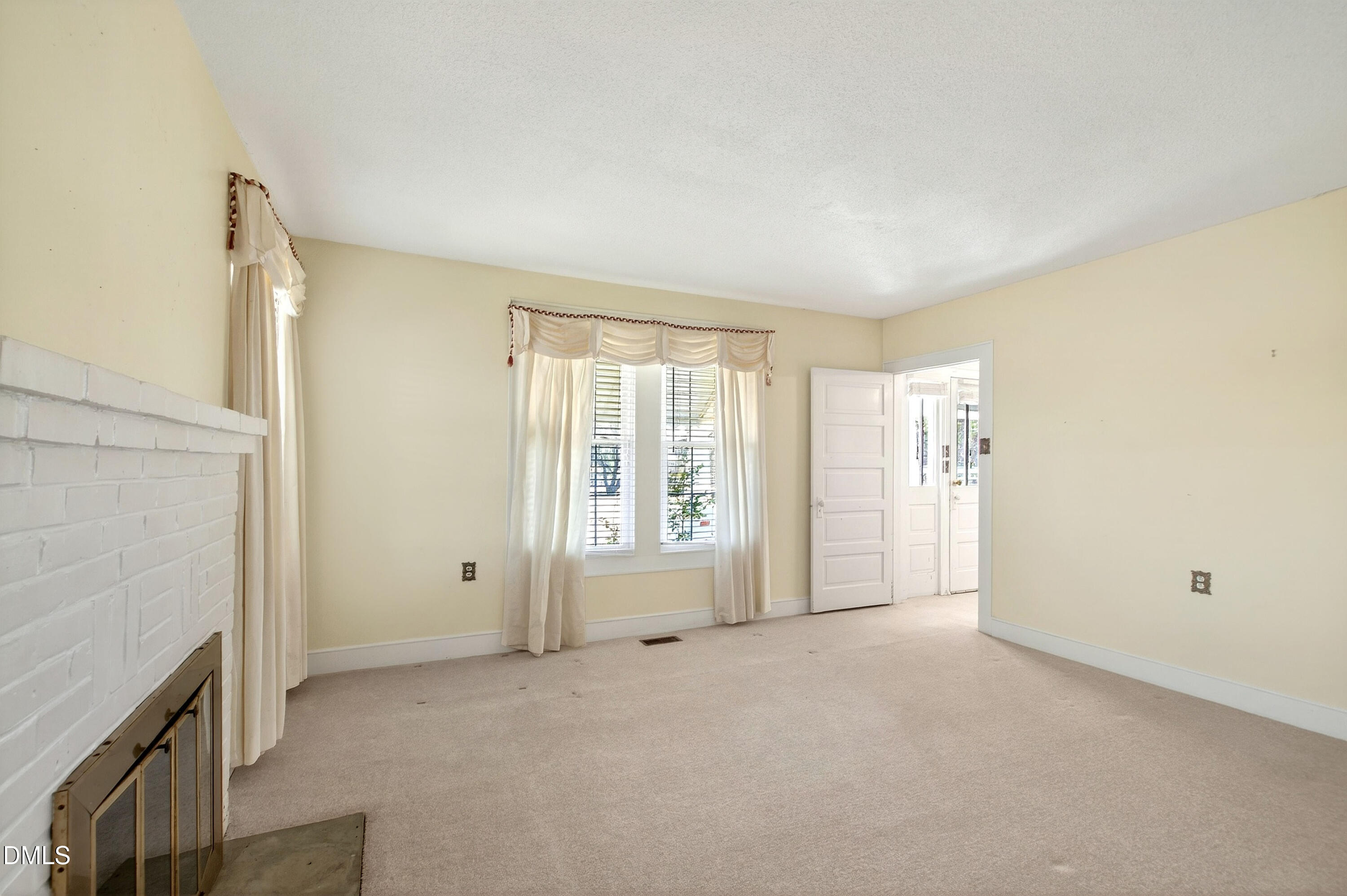 5964 Godwin Lake Road Dunn, NC 28334 - Photo 13 of 60 Parlor