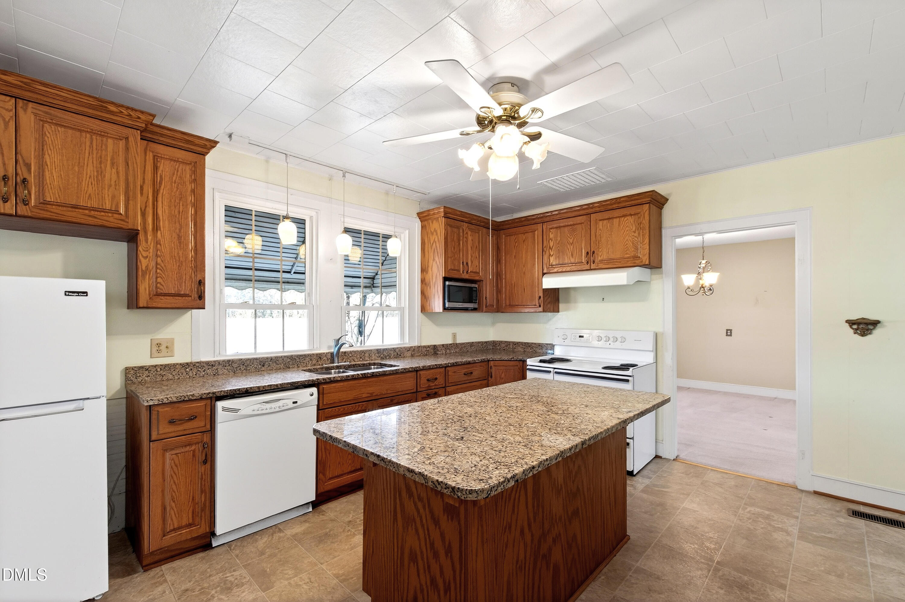5964 Godwin Lake Road Dunn, NC 28334 - Photo 15 of 60 Kitchen
