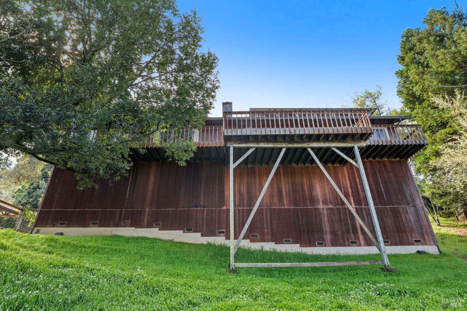 170 Irwin Street San Rafael, CA 94901 - Photo 8 of 85