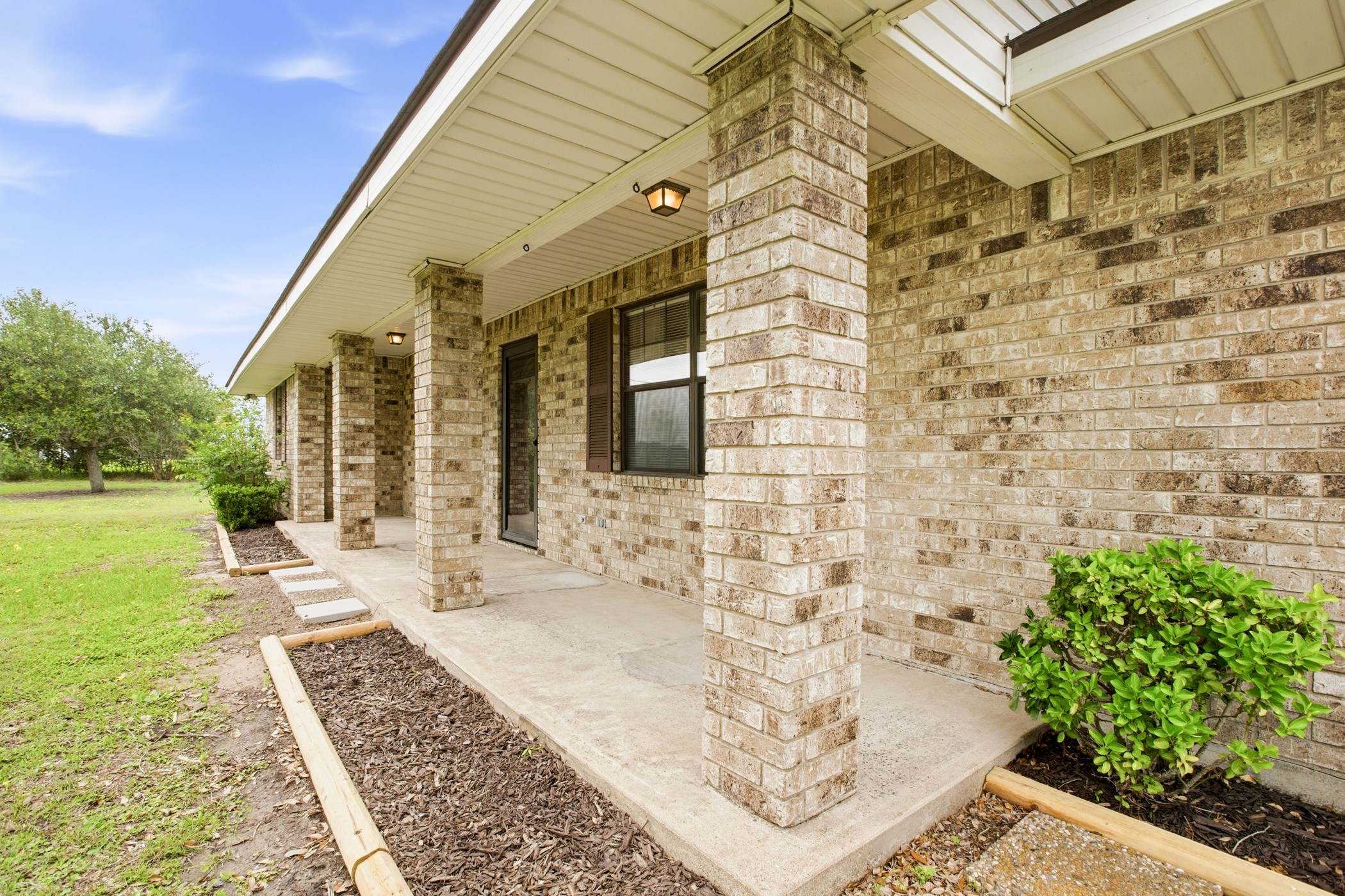 1150 Cr 209 Road Weimar, TX 78962 - Photo 4 of 29