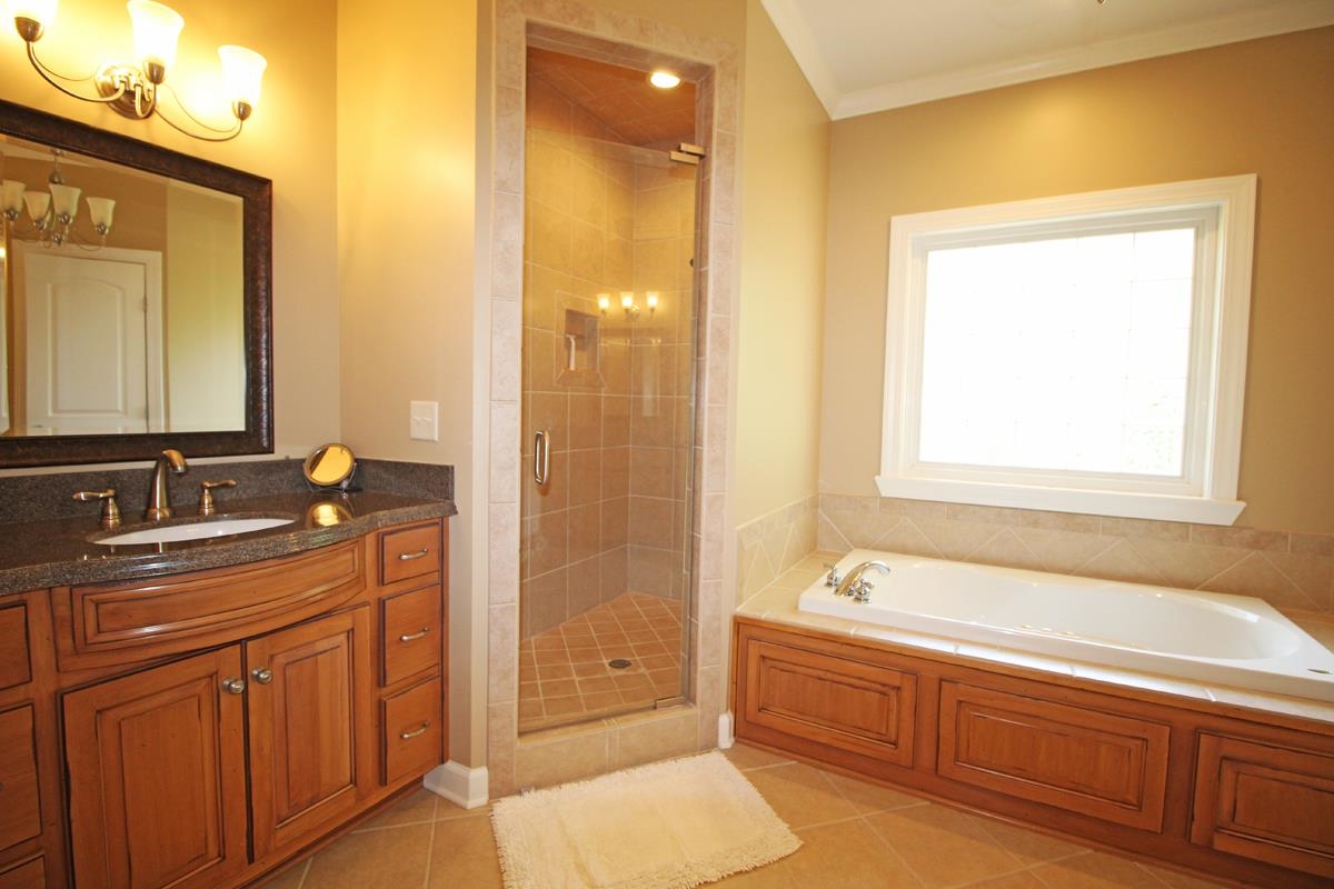 200 Clearwater Ridge Savannah, TN 38372 - Photo 11 of 23 Separate shower and tub...