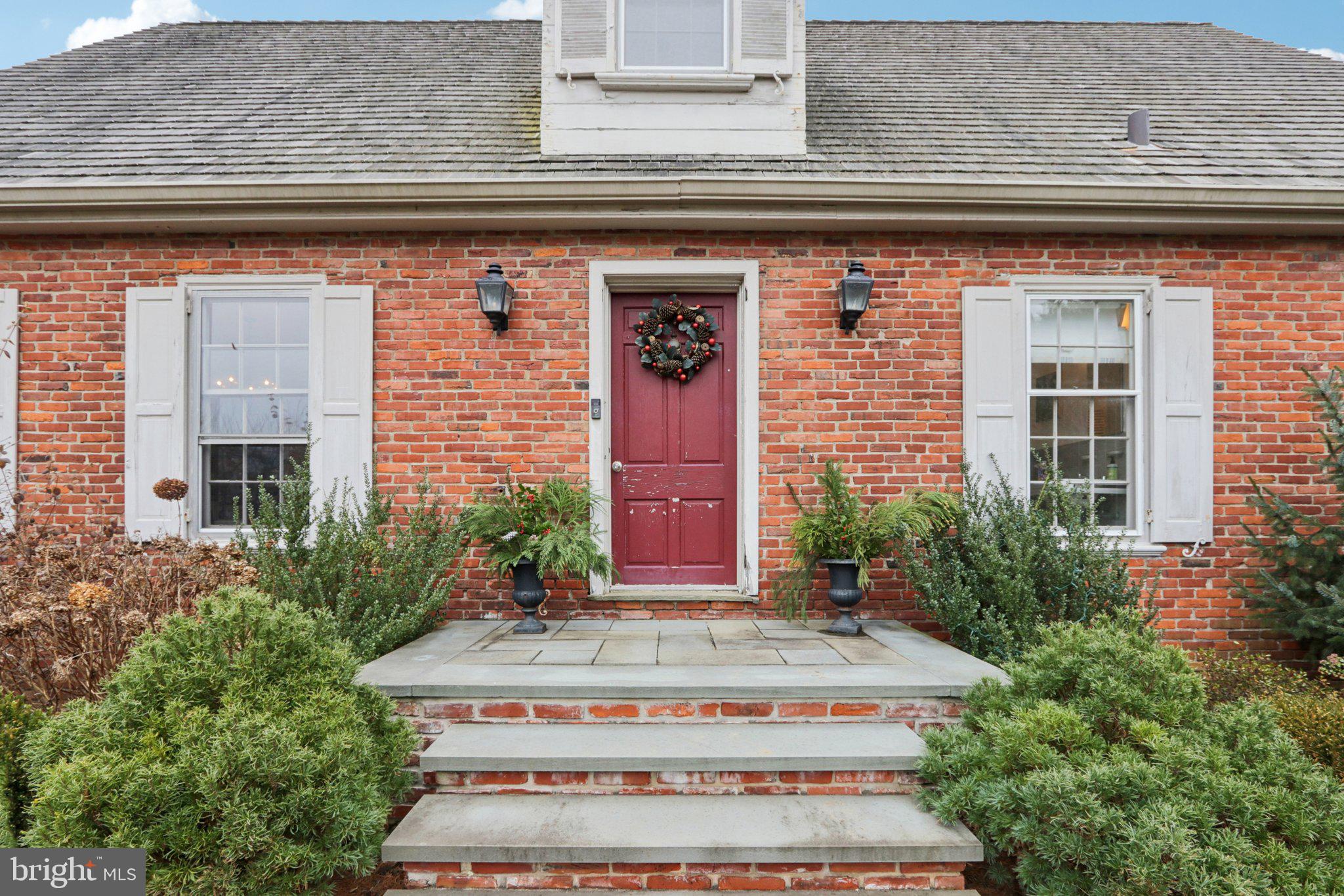 913 Field Lane Villanova, PA 19085 - Photo 7 of 65 Gallery Image 7