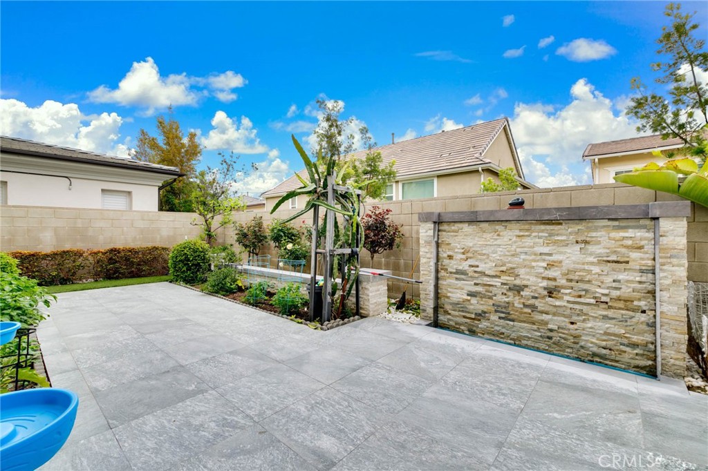 114 Interstellar Irvine, CA 92618 - Photo 35 of 36