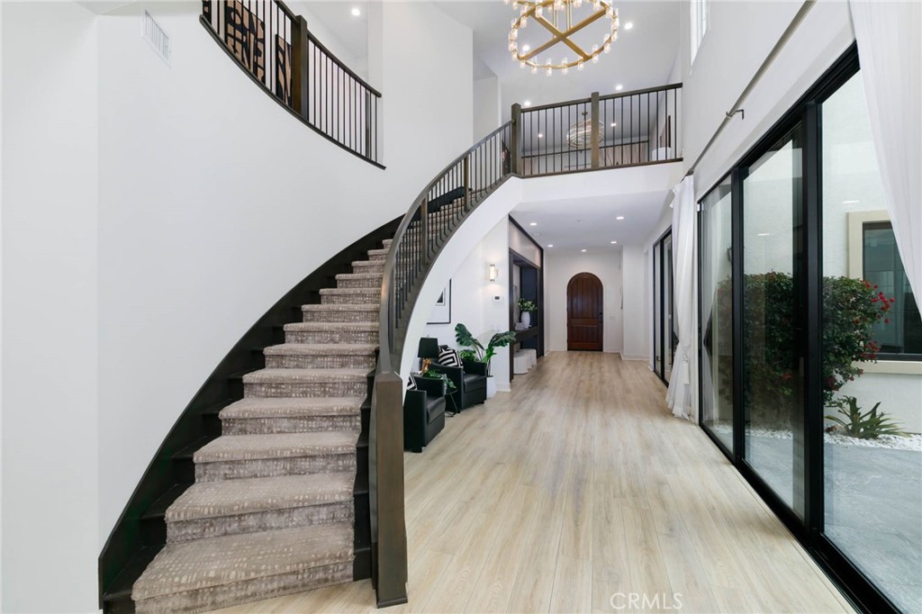 114 Interstellar Irvine, CA 92618 - Photo 5 of 36