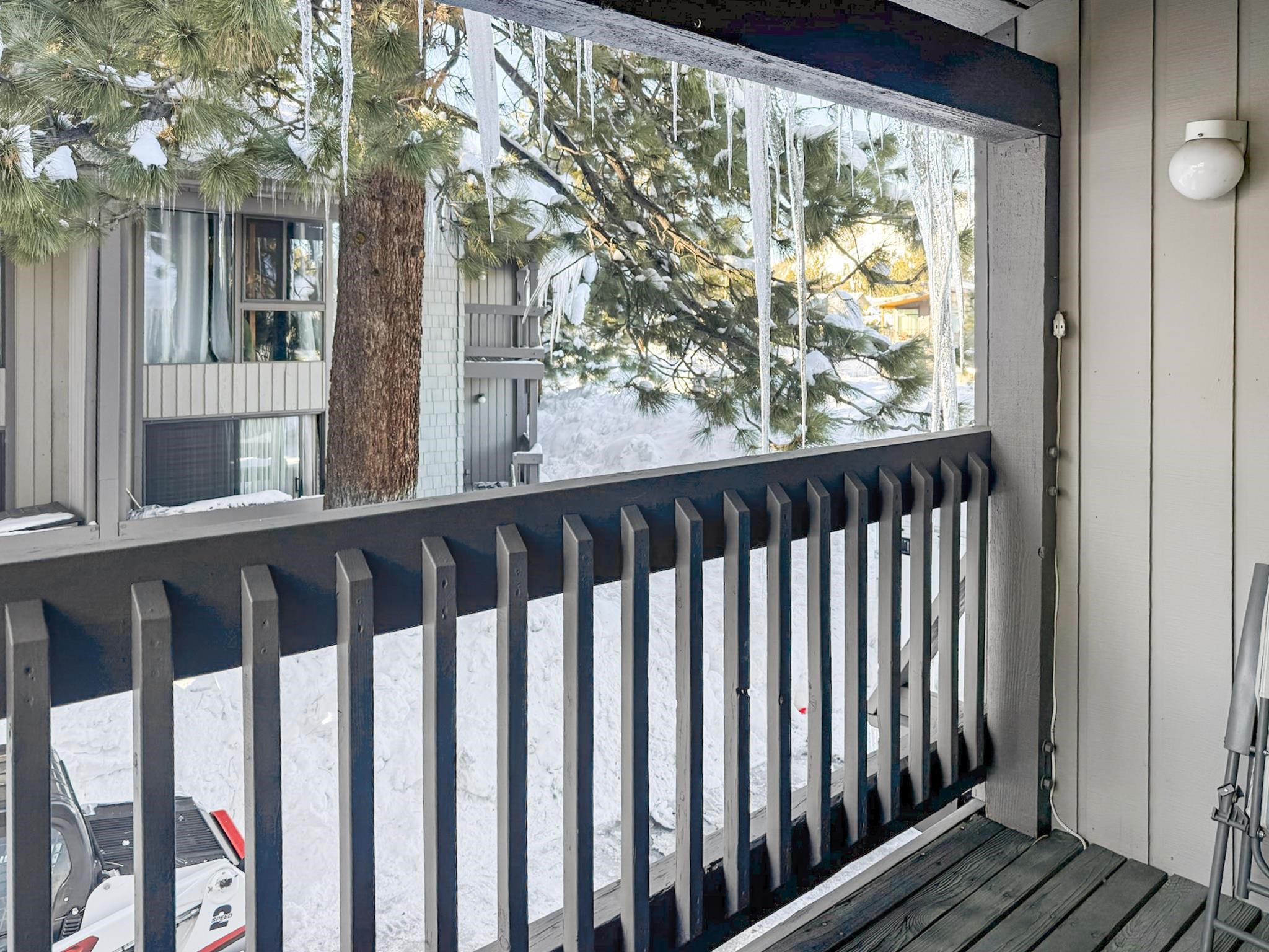 286 Old Mammoth Road, Unit 19 Mammoth Lakes, CA 93546 - Photo 15 of 19 a view of a wooden fence