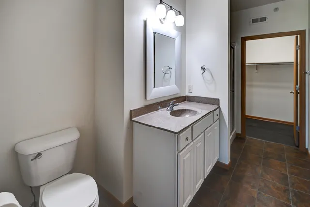 $289,500 | 5198 Sassafras Drive, Unit 311, Fitchburg, WI 53711