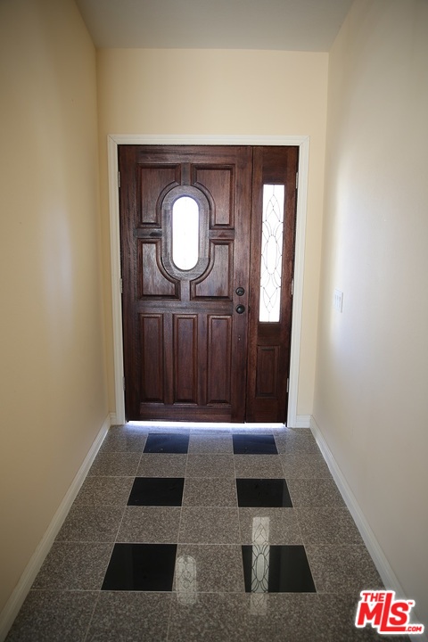 1163 Smoke Tree Road Pinon Hills, CA 92372 - Photo 8 of 35