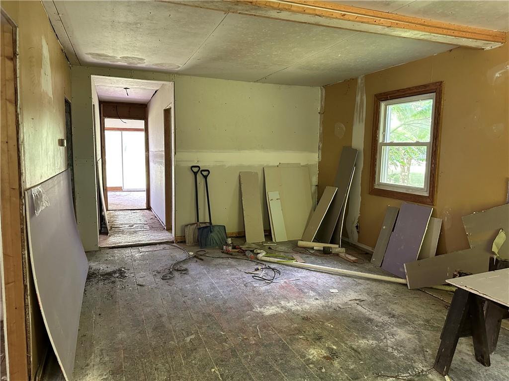 578 Mercer Road Butler, PA 16001 - Photo 8 of 16 Gallery Image 8
