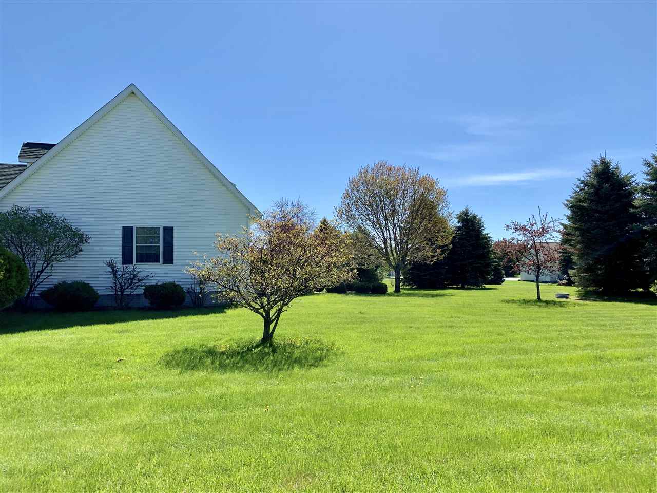 983 Strohm Road Traverse City, MI 49696 - Photo 28 of 29 1861432-27.JPG