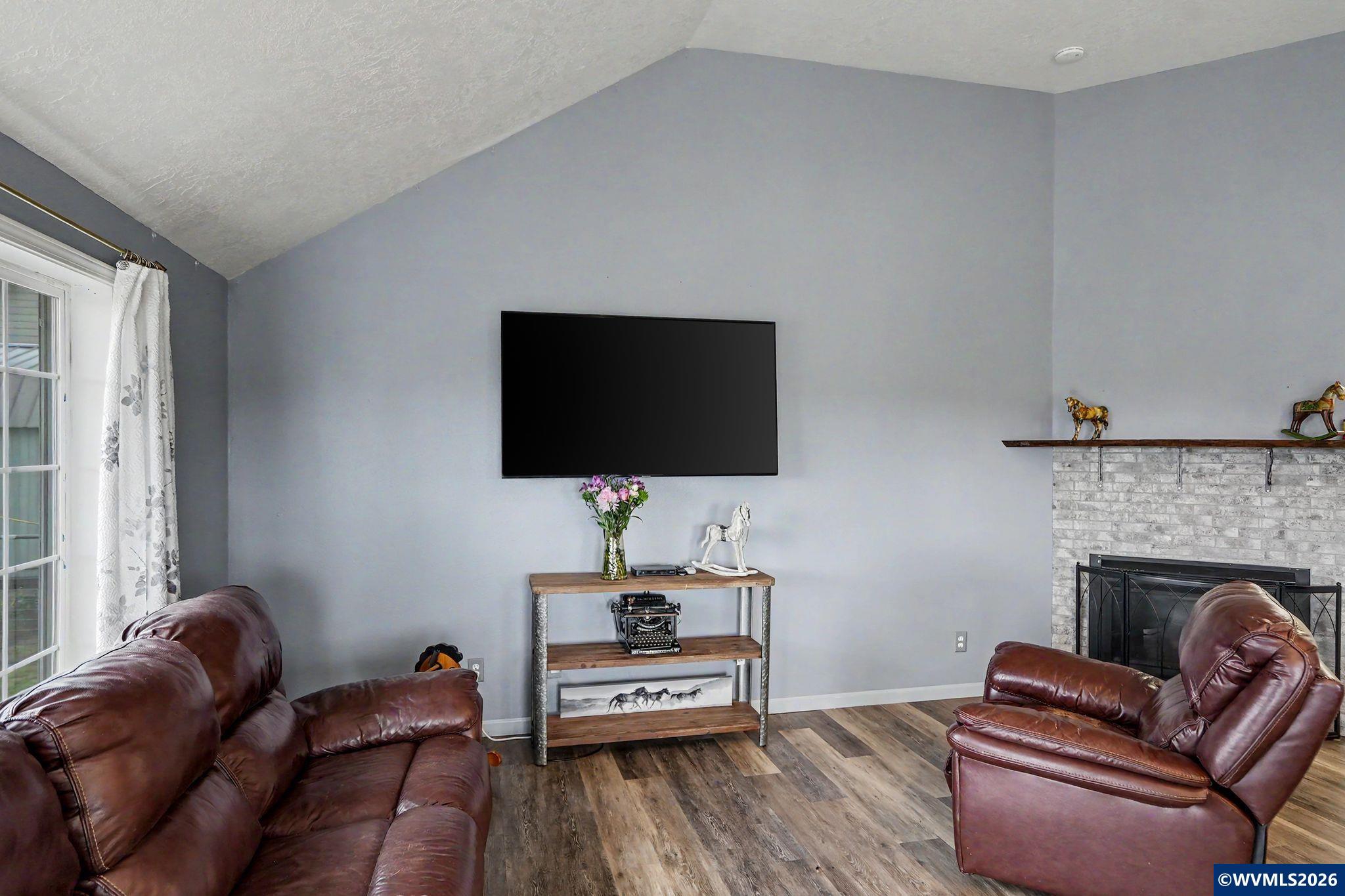 813 Southwest 8th Street Sublimity, OR 97385 - Photo 22 of 48