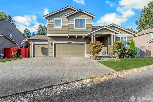 $609,900 | 17003 83rd Ave Court East, Puyallup, WA 98375