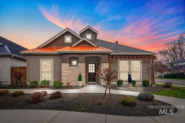 $642,000 | 2453 North Birchgrove Lane, Boise, ID 83703