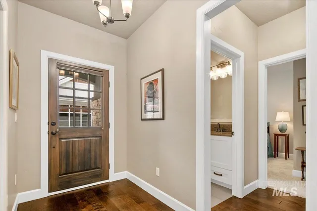 $642,000 | 2453 North Birchgrove Lane, Boise, ID 83703