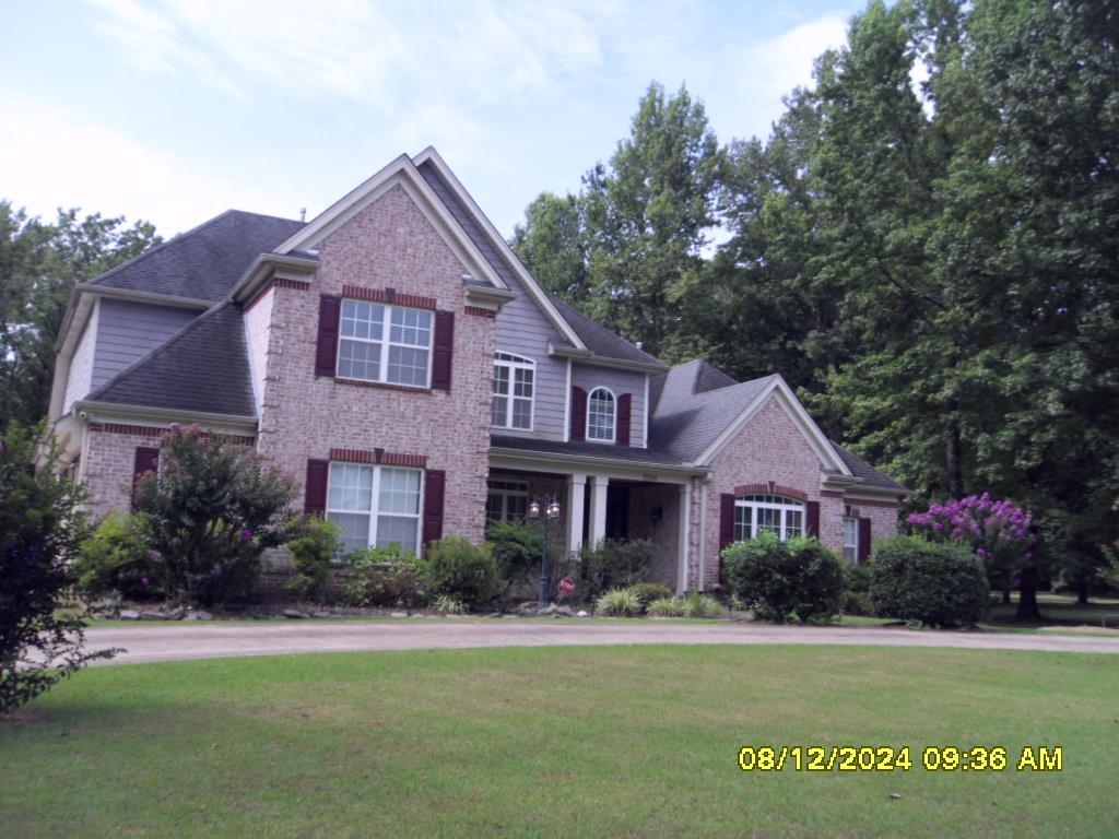 5516 Hayes Road Arlington, TN 38002 - Photo 3 of 38 View of front facade featuring a front lawn