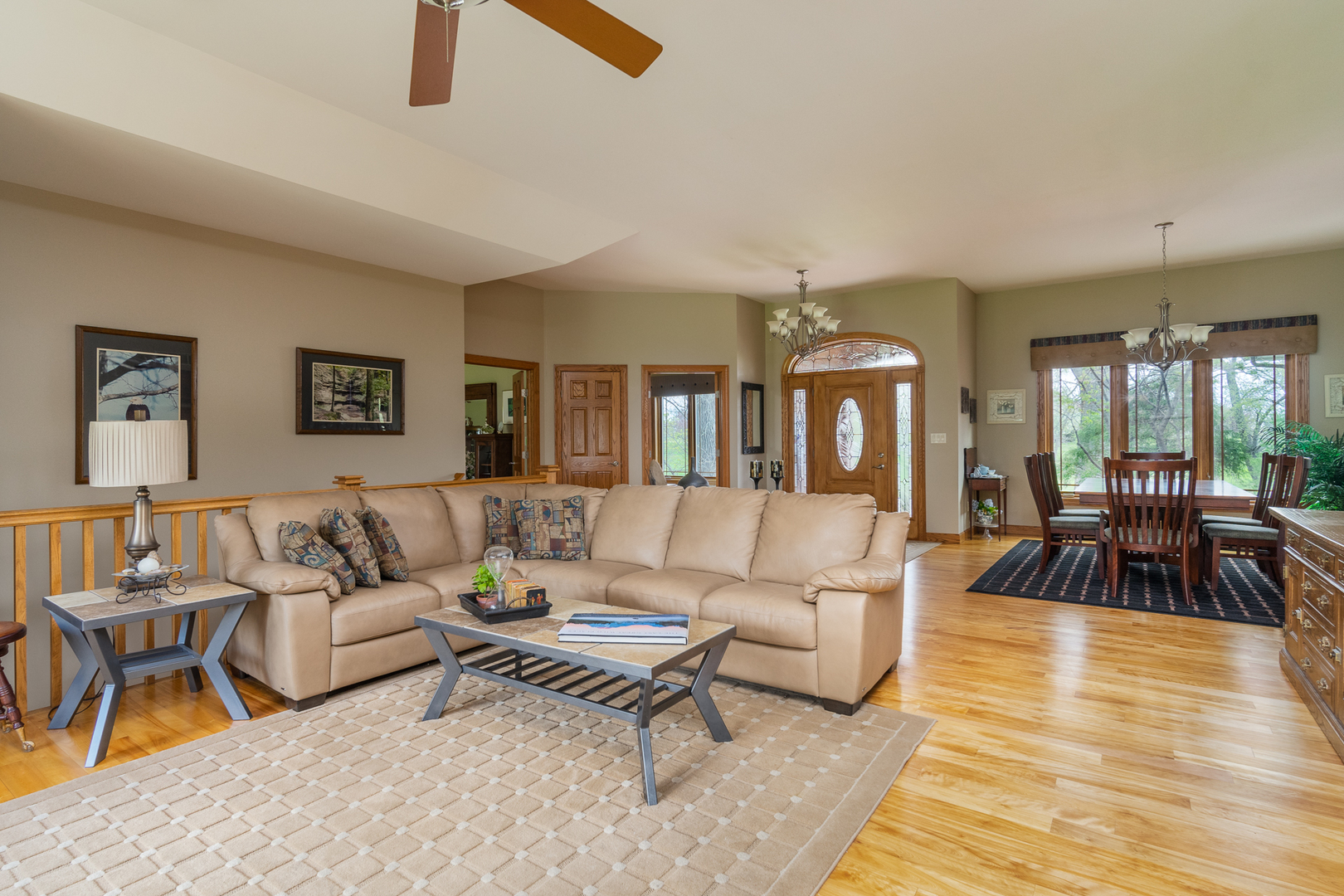 41 Oak Ridge Drive LaSalle, IL 61301 - Photo 9 of 38 a living room with furniture and a large window