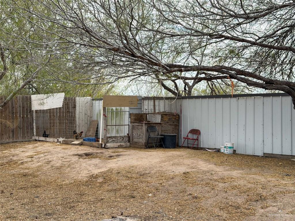 39817 Mile 4 Road Penitas, TX 78576 - Photo 11 of 19