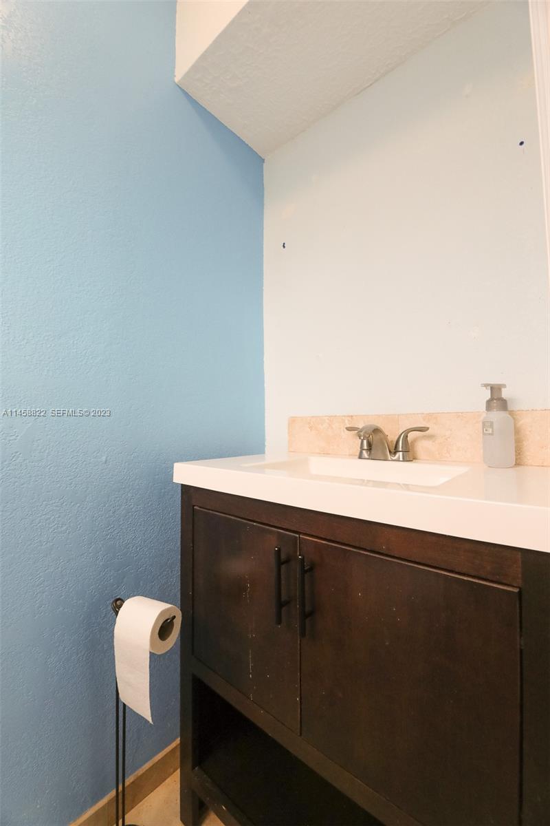 6001 Northwest 66th Terrace Tamarac, FL 33321 - Photo 22 of 34
