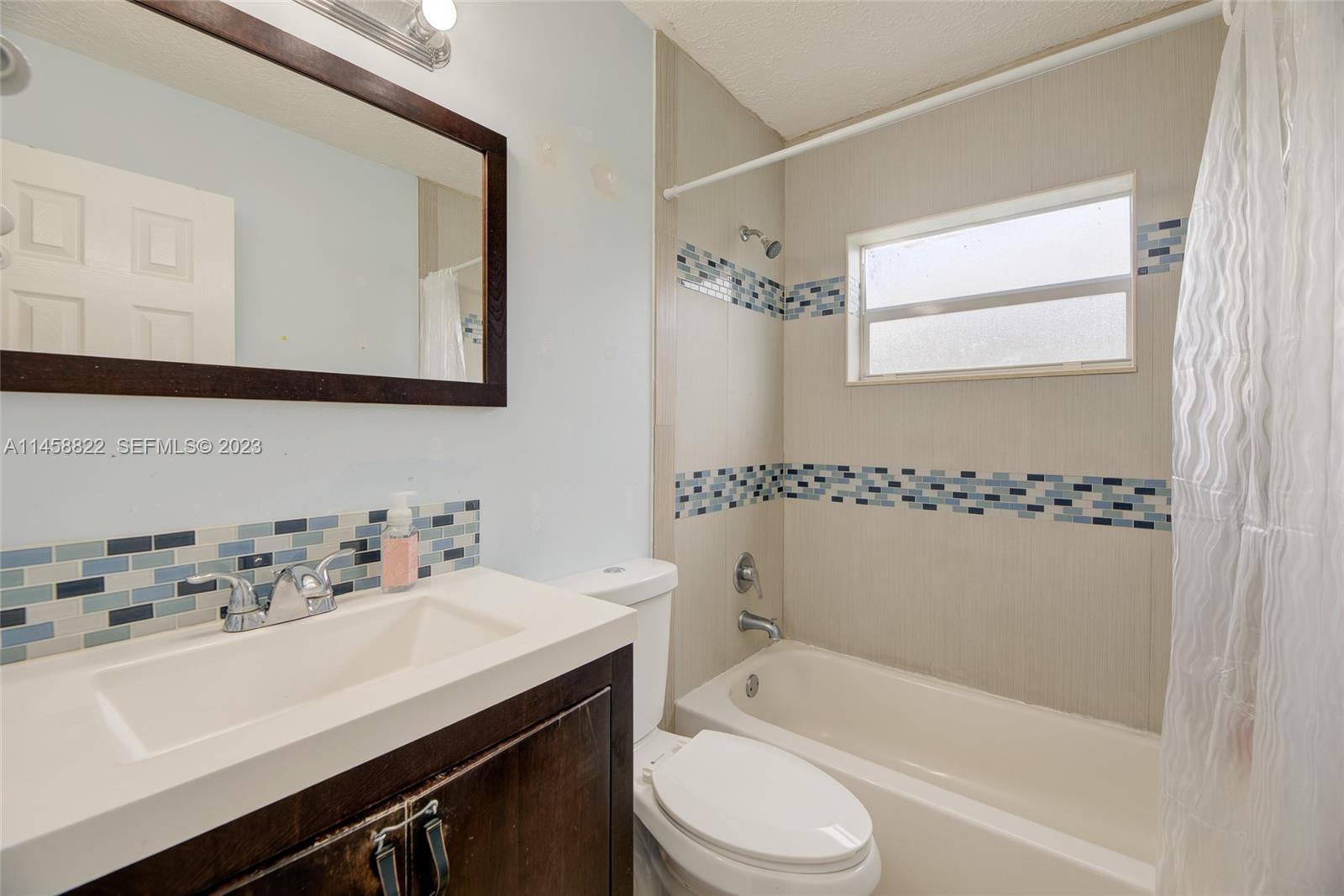 6001 Northwest 66th Terrace Tamarac, FL 33321 - Photo 25 of 34