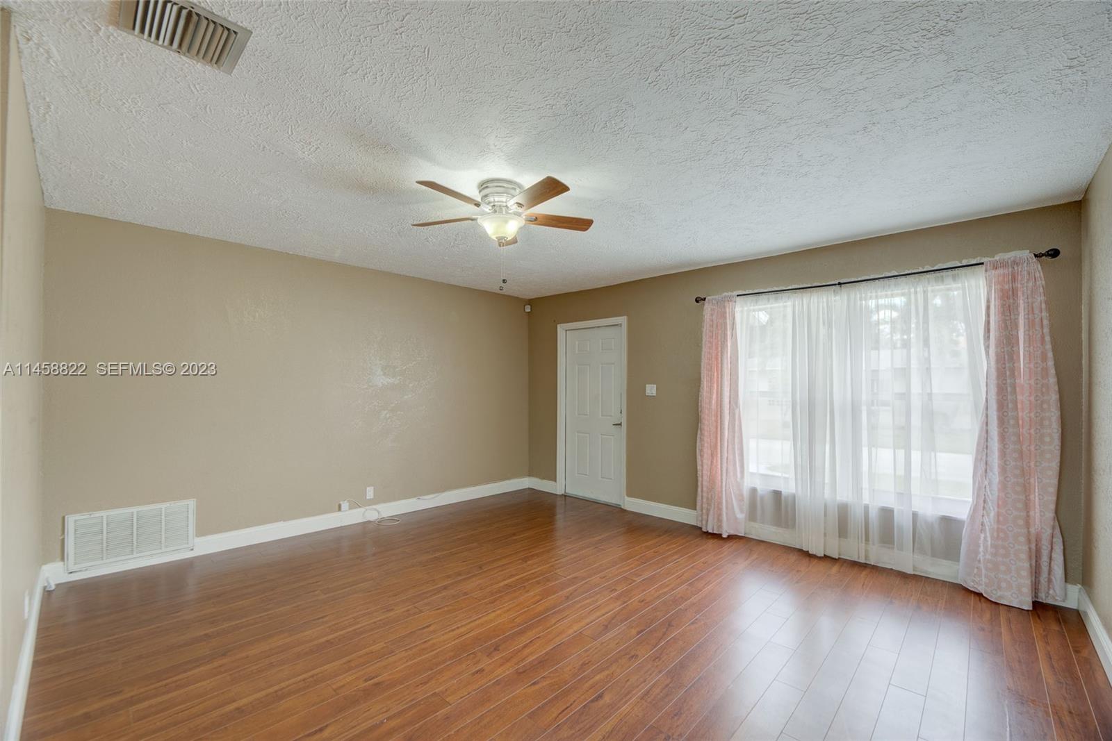 6001 Northwest 66th Terrace Tamarac, FL 33321 - Photo 7 of 34