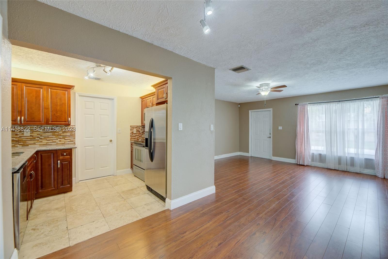 6001 Northwest 66th Terrace Tamarac, FL 33321 - Photo 9 of 34