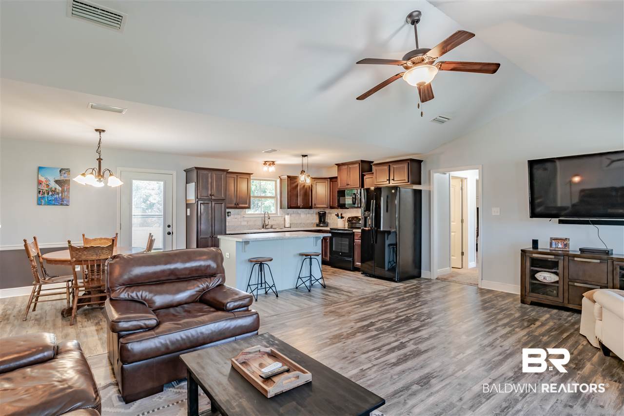 18307 Outlook Drive Loxley, AL 36551 - Photo 6 of 30