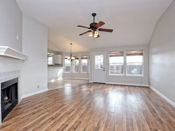 $1,995 | 806 Red River Lane, Leander, TX 78641