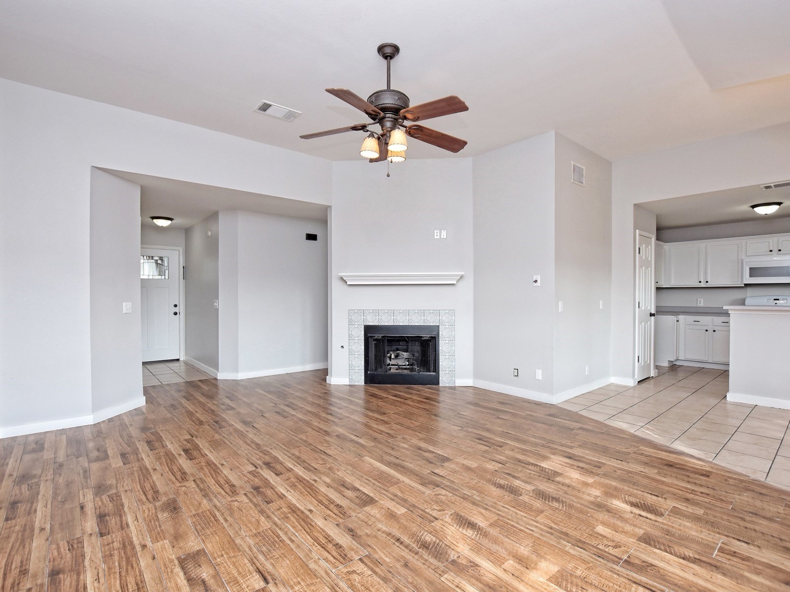 806 Red River Lane Leander, TX 78641 - Photo 7 of 27