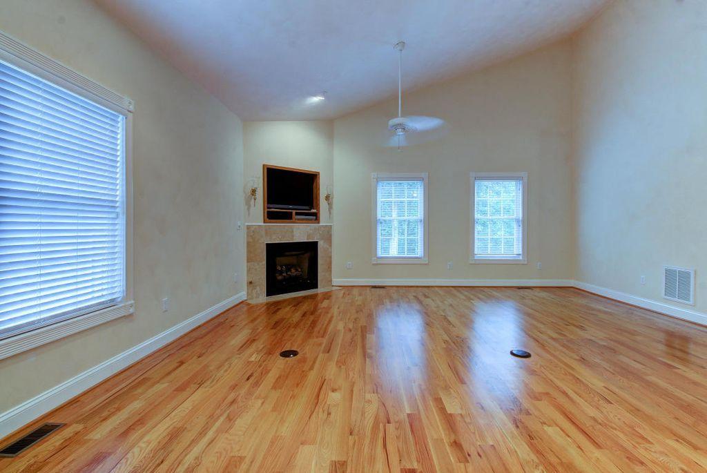 267 Stoney Mill Road Rocky Mount, VA 24151 - Photo 2 of 44 2 Living Room