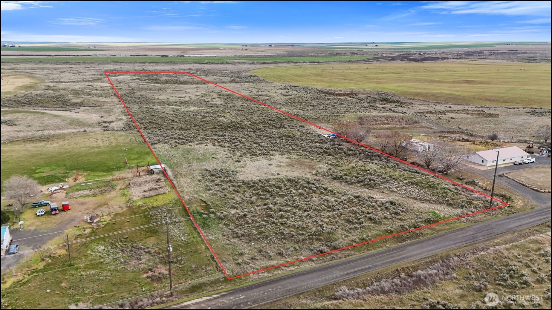 9051 Southeast Se Road Warden, WA 98857 - Photo 4 of 15 a view of an ocean beach