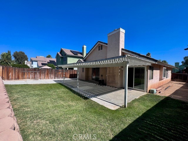 39879 Osprey Road Murrieta, CA 92562 - Photo 34 of 38 a front view of a house with garden