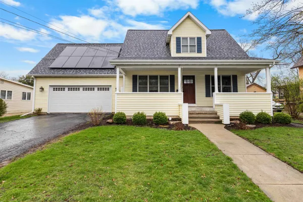 $299,900 | 607 South 6th Street, Oregon, IL 61061