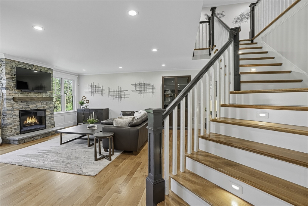 2 Whisper Way Hopkinton, MA 01748 - Photo 20 of 40