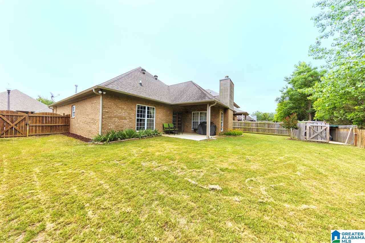 321 Creekside Lane Pelham, AL 35124 - Photo 2 of 23