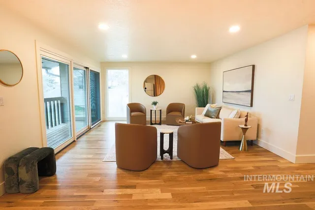 $454,900 | 4756 Bitterbrush Drive, Boise, ID 83703