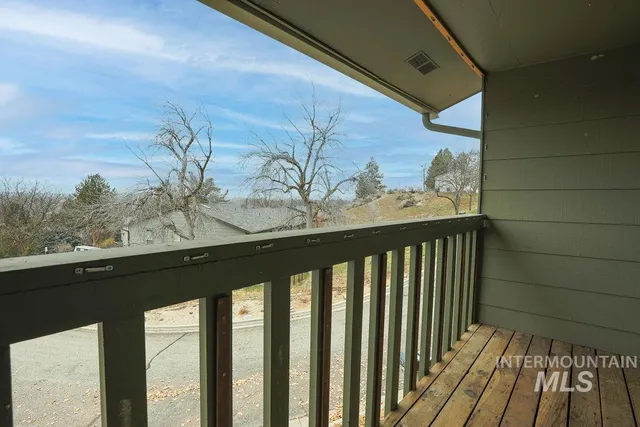 $454,900 | 4756 Bitterbrush Drive, Boise, ID 83703