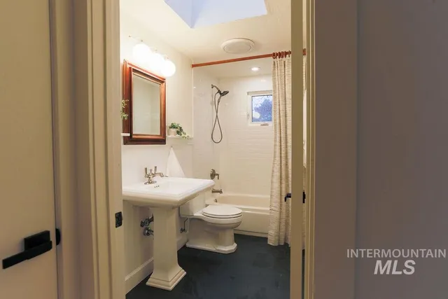 $454,900 | 4756 Bitterbrush Drive, Boise, ID 83703